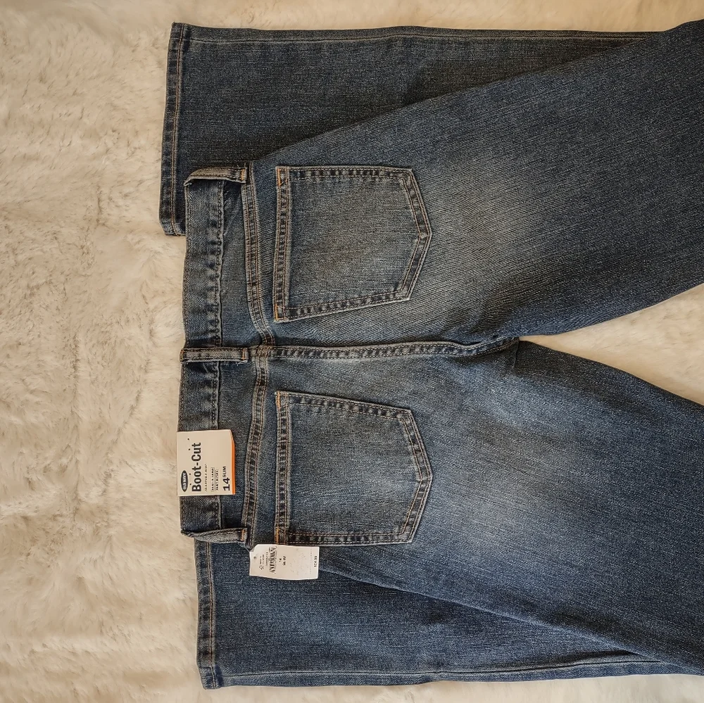 NEW Old Navy Boot Cut Jeans - Picture 15 of 16